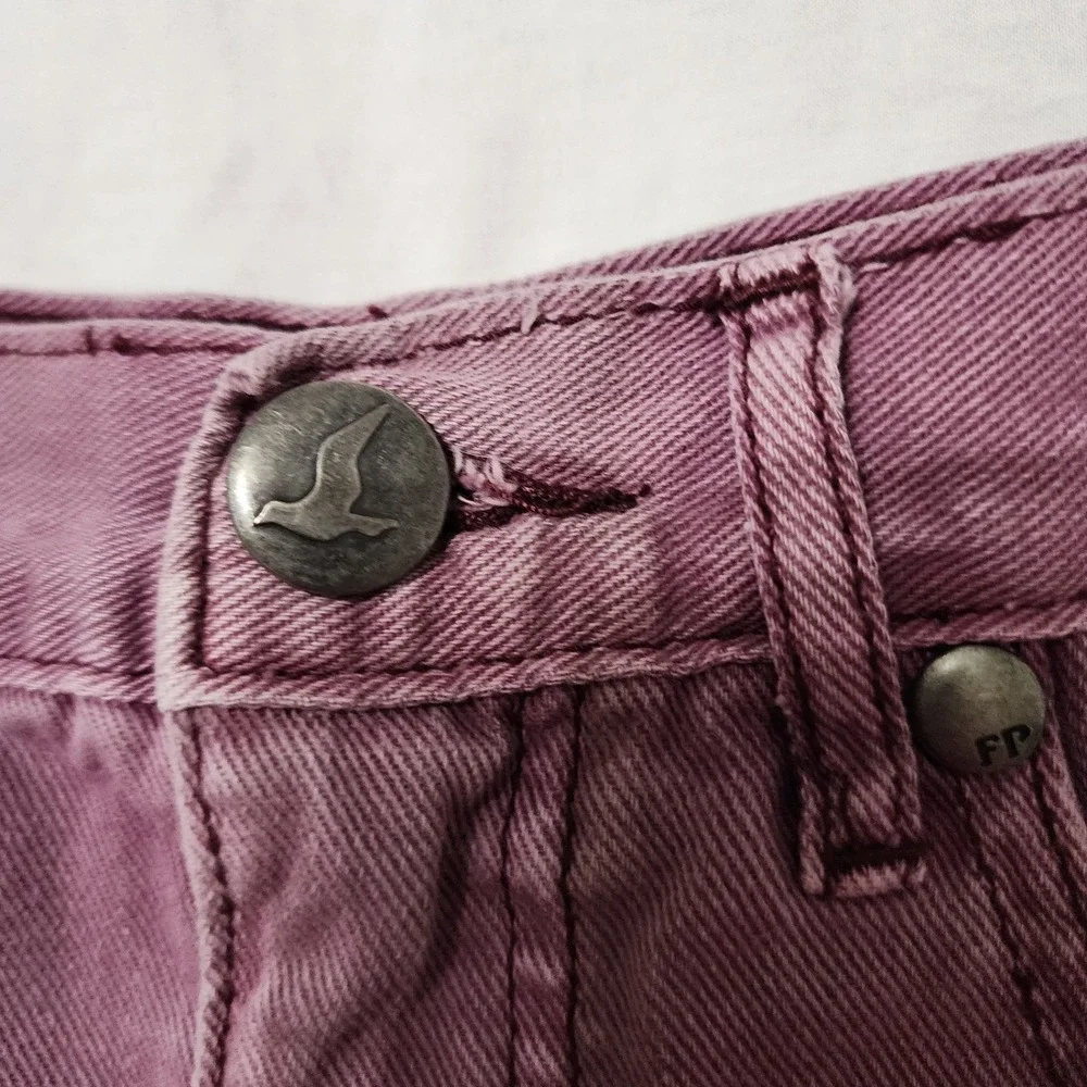 Free People Womens 24 Purple Distressed Zipper Fly Raw Hem Shorties